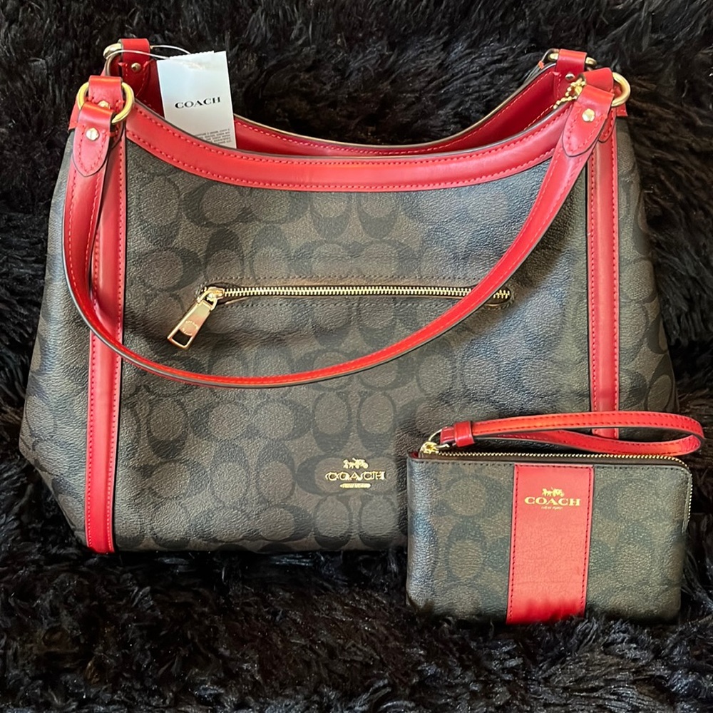 🌟Coach Purse & Wristlet Set